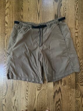 Mens Patagonia XL swim trunks khaki cargo adjustable waist 10” rise